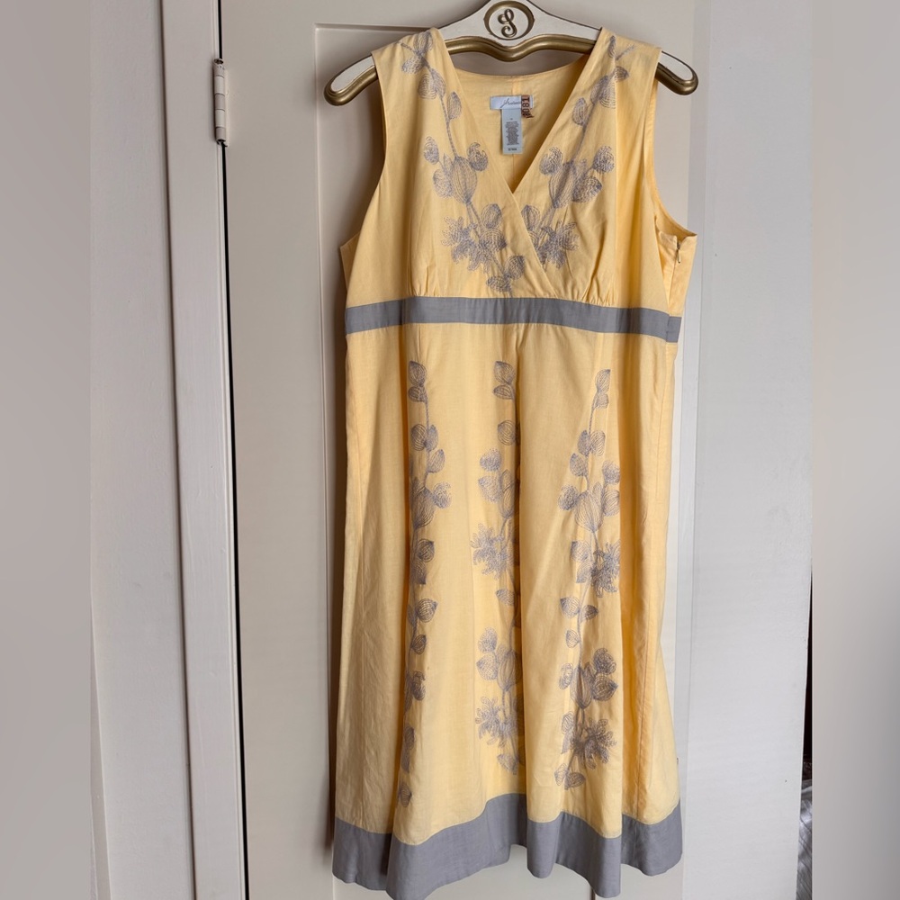 JH Collectibles Yellow Sleeveless V-Neck Midi Dress with Gray Floral Embroidery